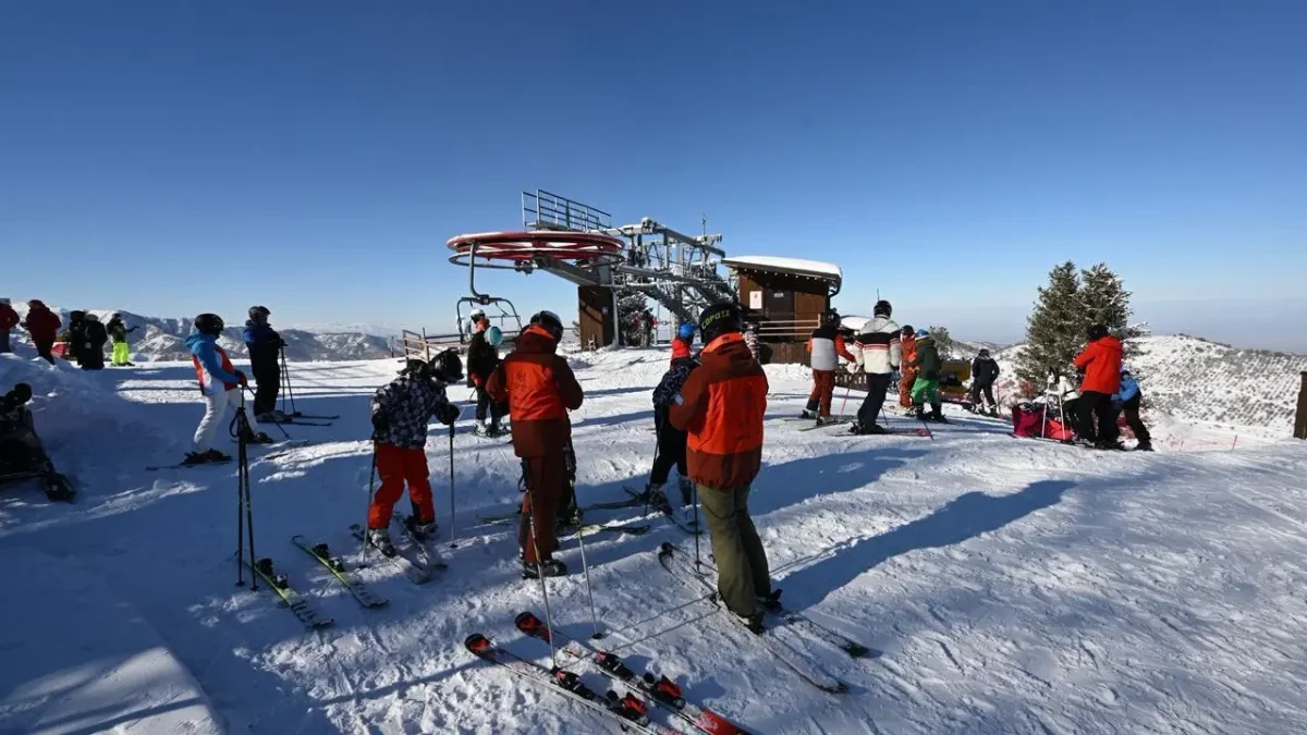 Алматы тауларына келетіндер саны күніне 30 мың адамға жеткізілмек