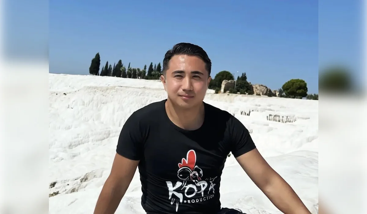 «Кімнің ала жібін аттадым?»: Қайсар Қамза ел болып іздейтін қылмыскер емес екенін айтты