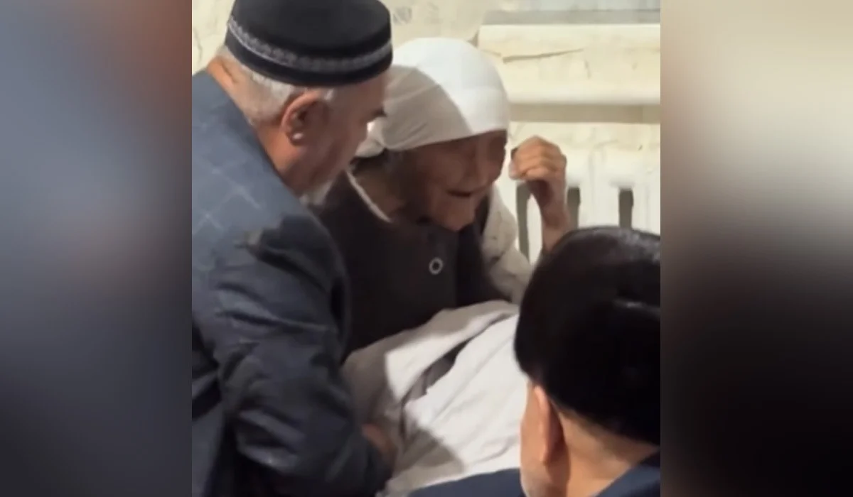 «Қызының қазасын естіді»: ғасыр жасаған әжейдің жоқтауы жұртты жылатты (ВИДЕО)