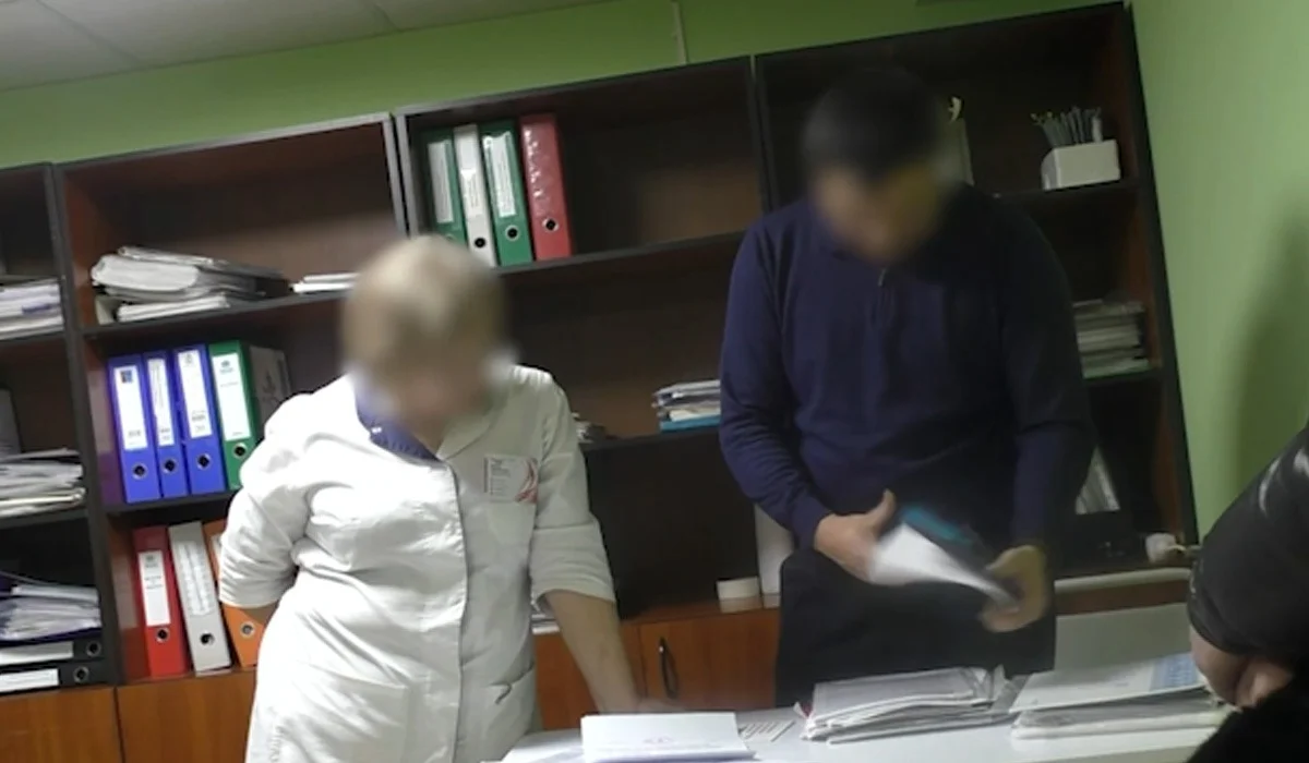 Астанада аурухана басшысы ӘМСҚ-дан 682 млн теңге жымқырып, Испаниядан үй сатып алған