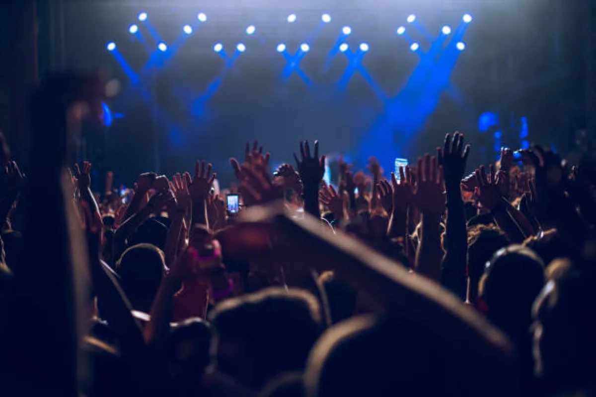 Алматыда түнгі клуб аспазы есірткі саудасына қатысы бар деген күдікпен ұсталды