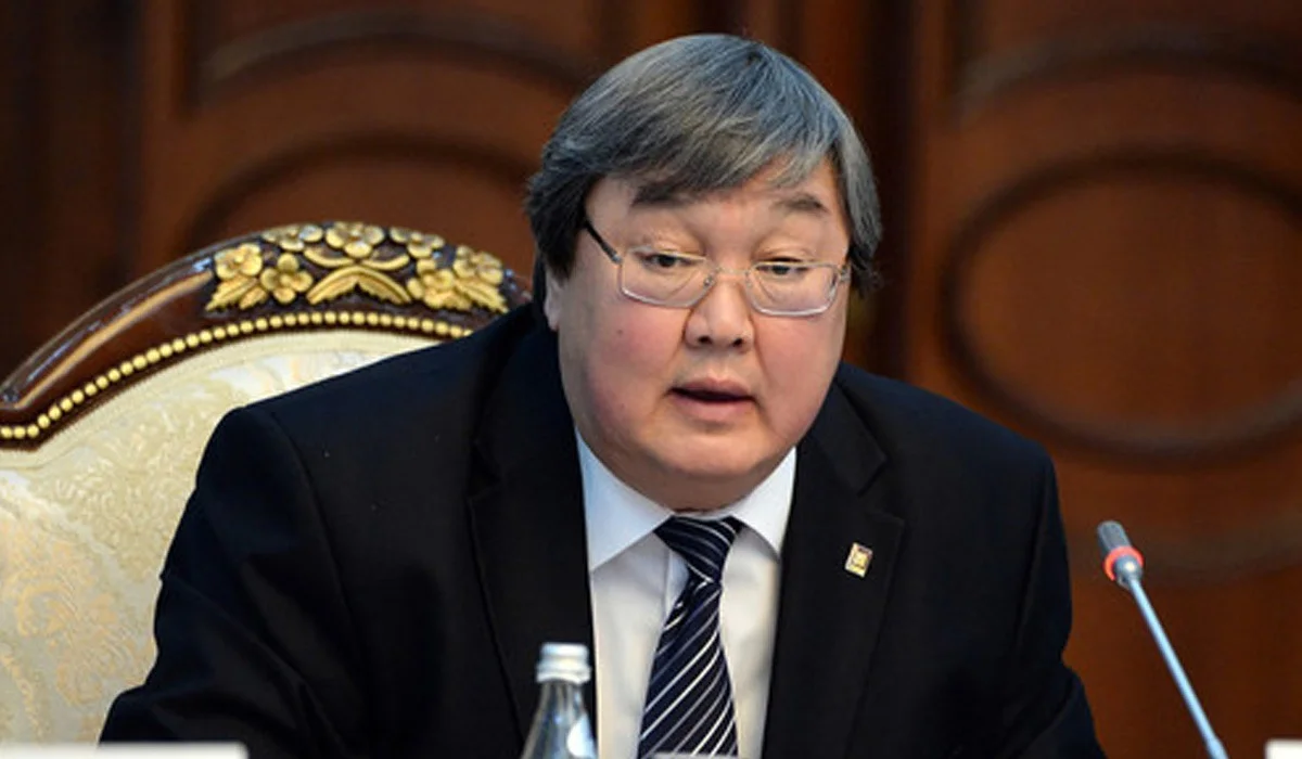 «Қазақстан демократиялық күштердің орталығына айналуы мүмкін»: Қырғыз Жогорку Кенешінің экс-спикері