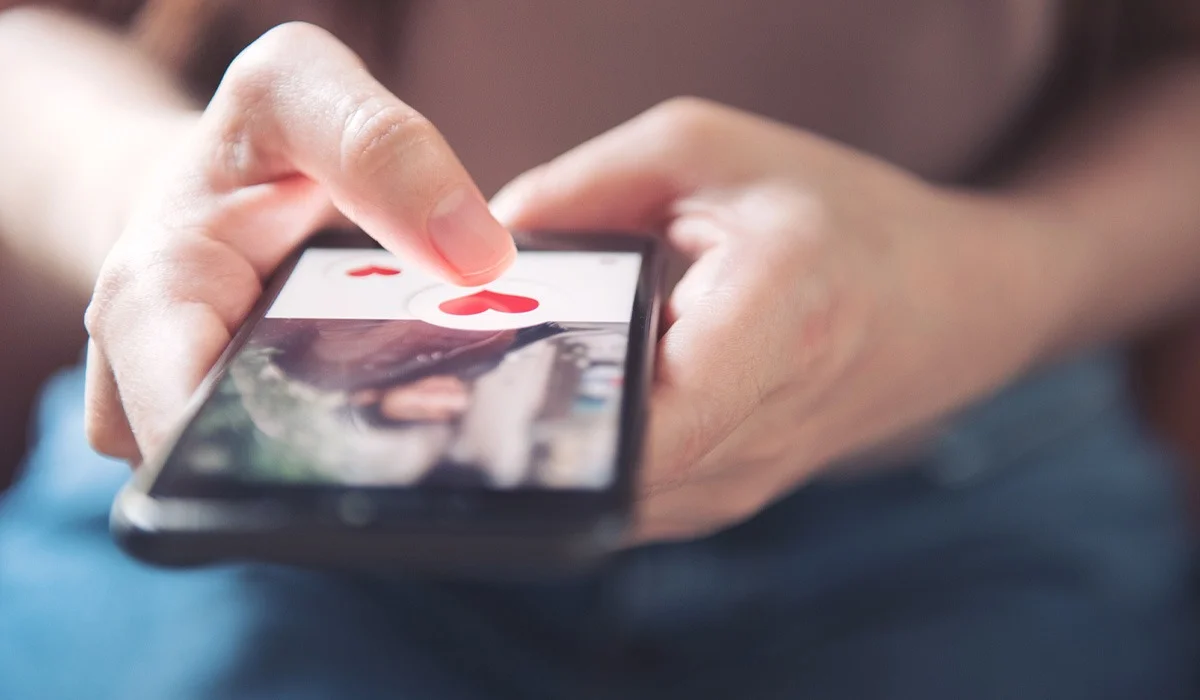 «Жар іздеймін»: полиция Threads-те танысатын адамдардың сырын ашты