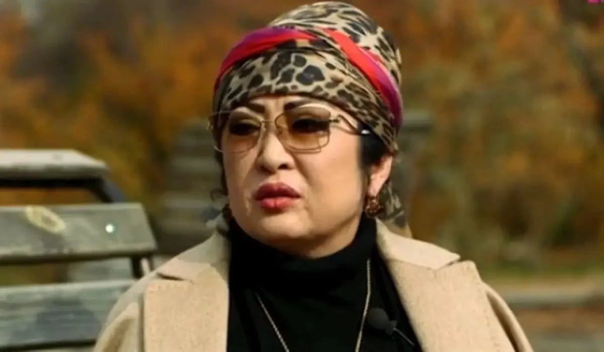 «Соңғы ескерту»: әлдекімдер Мақпал Жүнісованың әпкесіне хат жазып, әншіні қорқытқан