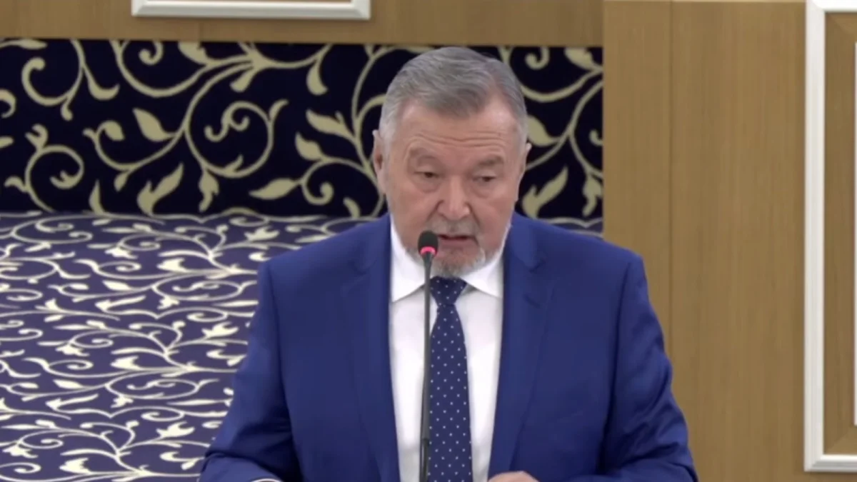 Жаңа Конституцияда діннің мемлекеттен бөлінуі егжей-тегжейлі реттеледі – Ақылбай