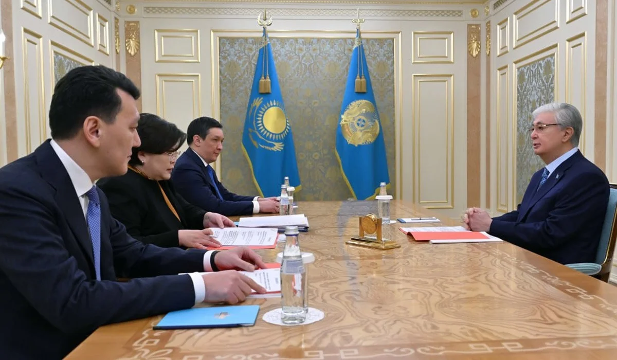 Тоқаев Ақордада Эльвира Әзімова мен Ерлан Қаринді қабылдады