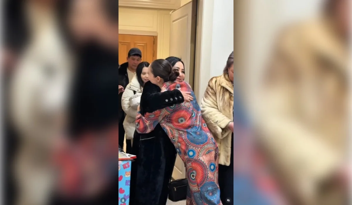 «Бүкіл ел қуанды»: Жұлдыз Әбдукәрімова қоныс тойын тойлады