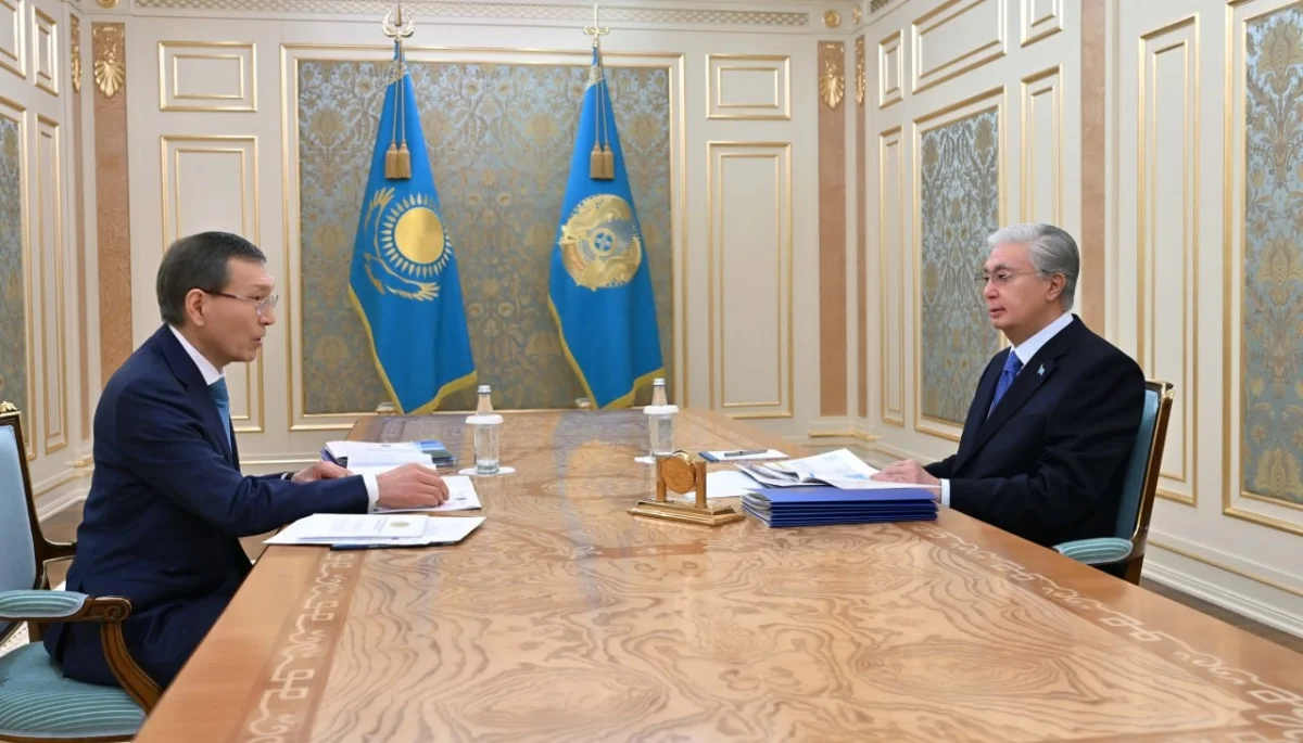 Ашықтық, заңдылық және тең жағдай - Тоқаев Нұрлан Әбдіровті қабылдады