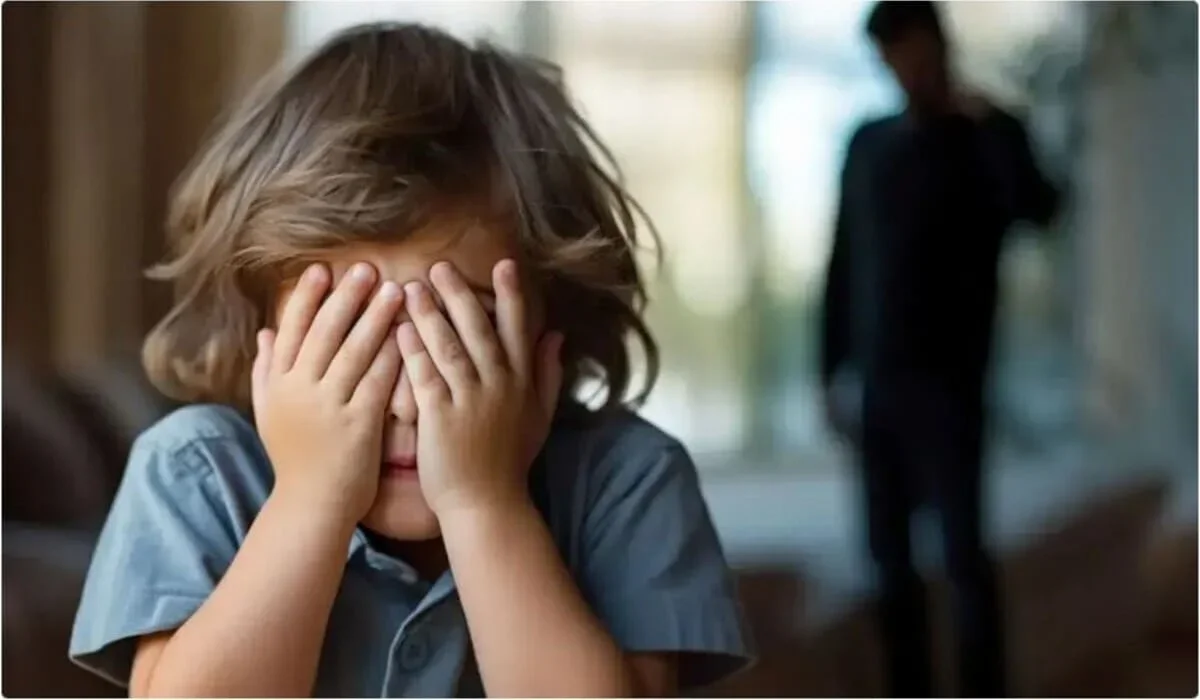 Шымкентте 7 жасар оқушы қызға мұғалімі ерсі әрекет жасаған: Оқу-ағарту министрлігі түсініктеме берді