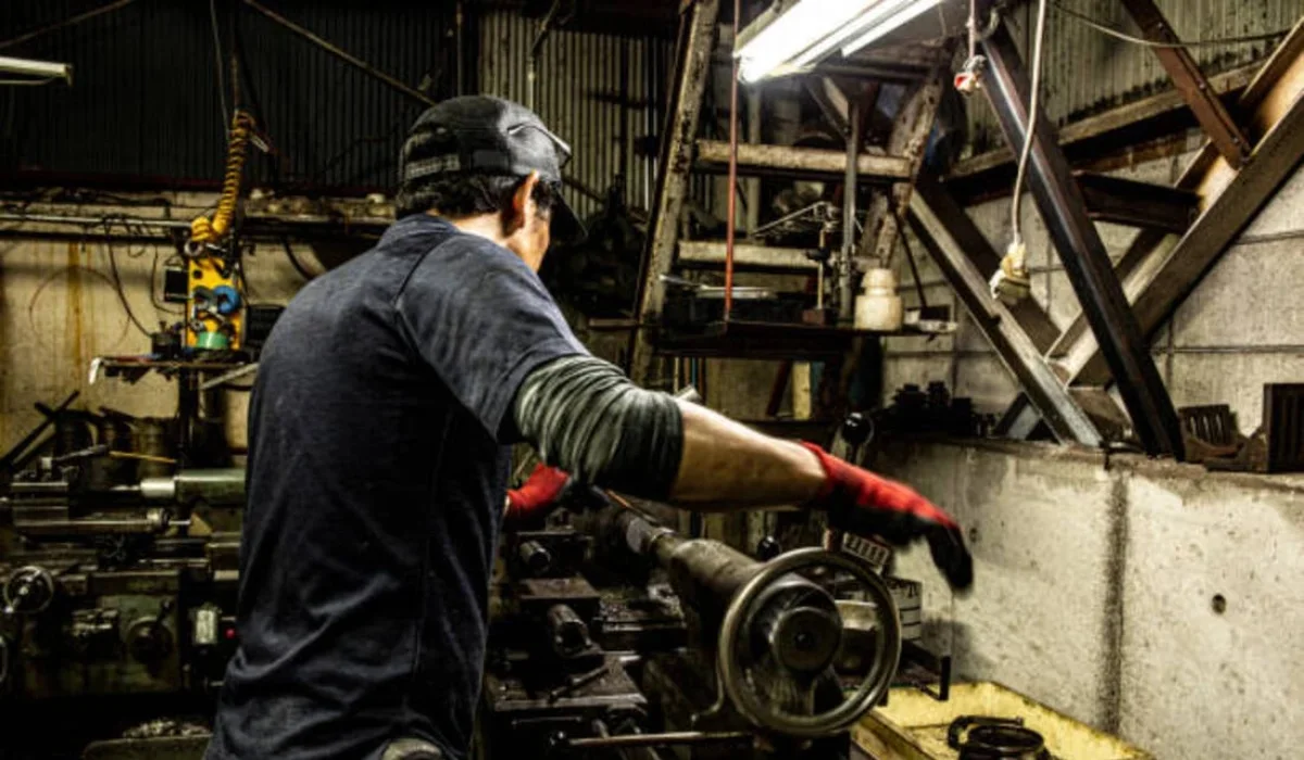 Қостанай облысындағы кәсіпорын жүздеген қызметкерінің зейнетақы мен МӘМС жарналарын төлемей келген