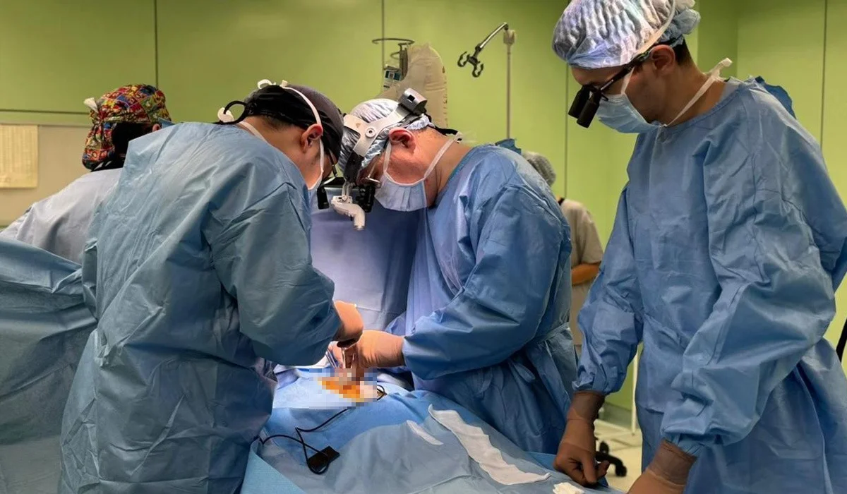 Қарағандыда дәрігерлер 3 айлық баланың жүрегіне ота жасап, аман алып қалды