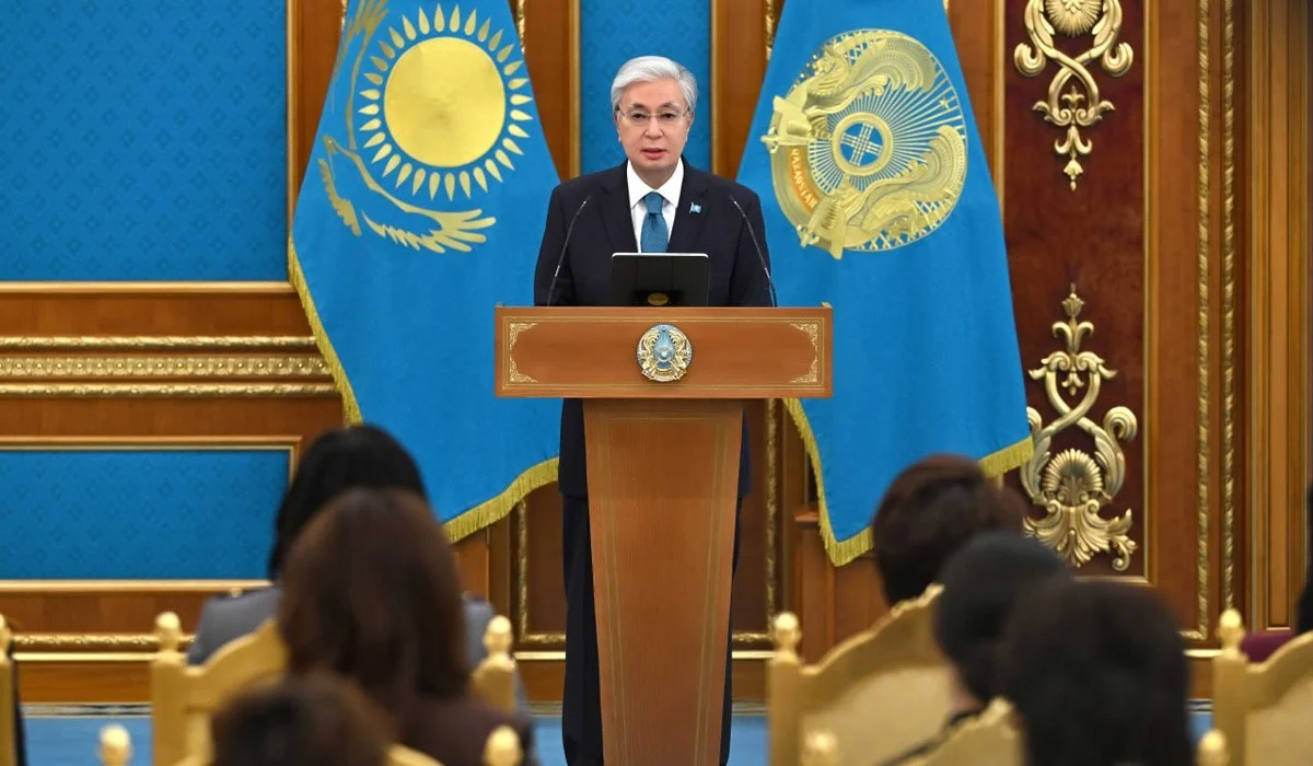 Мемлекет басшысы әйелдер қауымын 8 наурыз мерекесімен құттықтады