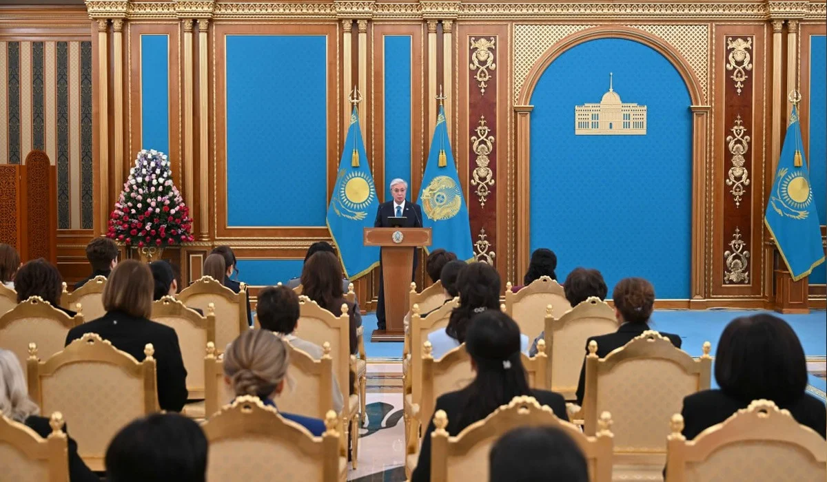 Әлемдегі ахуал ушығып тұрған уақытта жаңа Конституция  Тәуелсіздігіміздің тұғырын нығайтады – Тоқаев