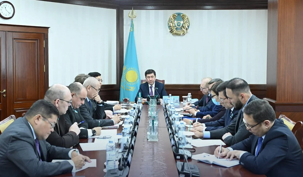 Мәжіліс Тәжікстанмен одақтастық қатынастар туралы келісімдерді қарайды