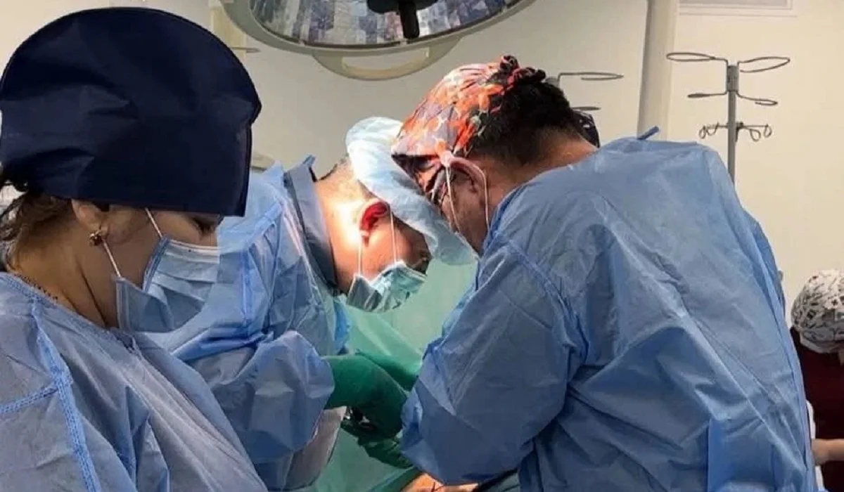 Шымкентте інісі науқас ағасына бір бүйрегін беріп, ажалдан арашалап қалды