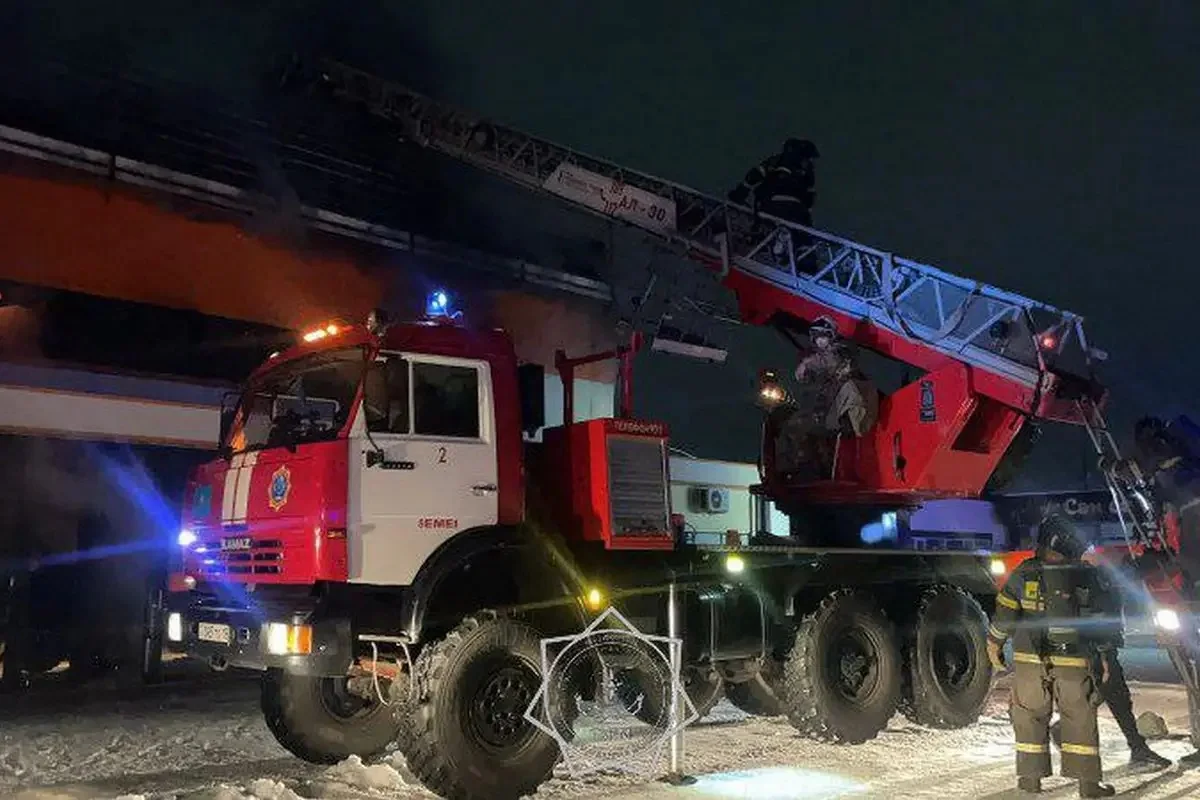 Көкшетау маңындағы өрт: жалын арасынан алты газ баллоны табылды