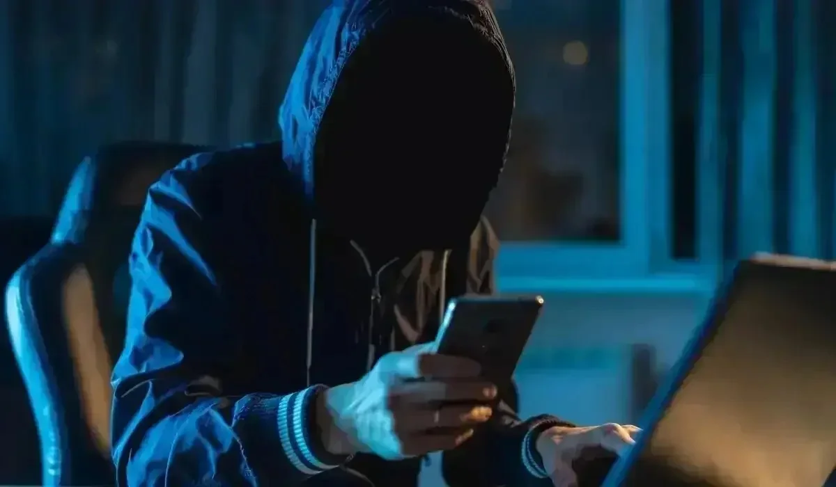 Ақтөбе тұрғыны 13 адамның атына миллиондаған теңге микрокредит рәсімдеді деген күдікке ілінді