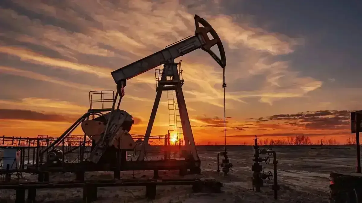 Мұнай бағасы күрт өсуі мүмкін: Ормуз бұғазындағы жағдай нарыққа қалай әсер етеді