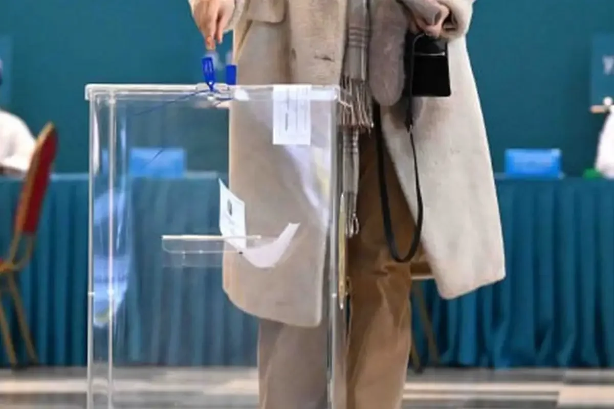 Еxit-poll: жаңа Конституцияны референдумға қатысқандардың 87,4%-ы қолдады