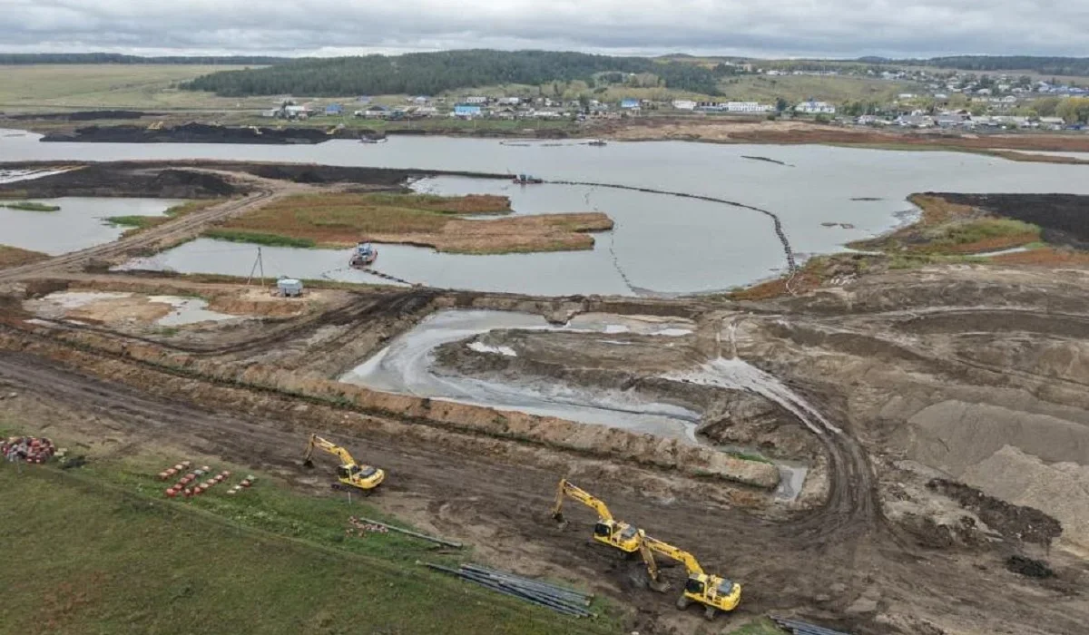 Семей қаласын су басып қалды ма: полиция шұғыл мәлімдеме жасады