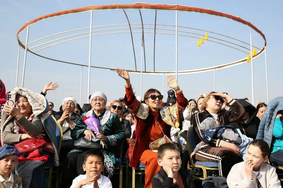 Ең үлкен шаңырақ: Алматыда Наурыз күндері әлемдік рекорд орнатылды