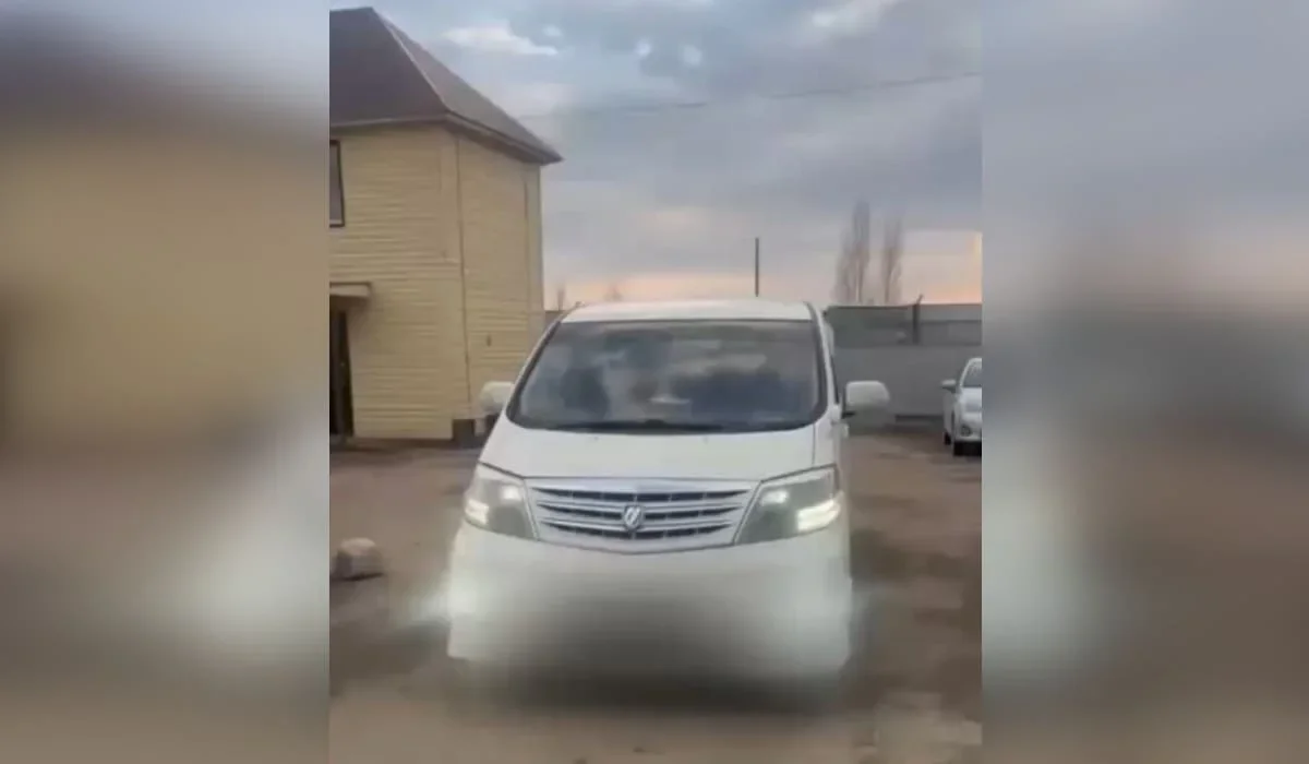 Ақтөбе облысында жол ережесін 36 рет бұзған Toyota Alphard жүргізушісі жолаушы тасымалдап жүрген