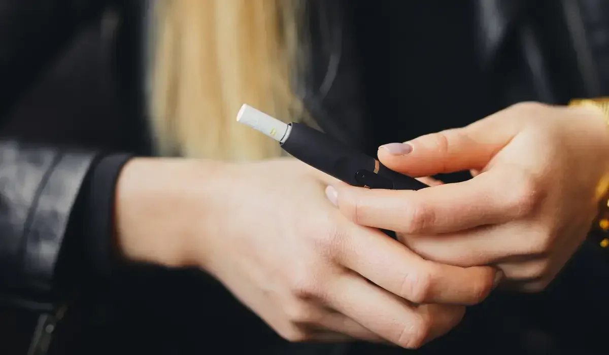 Әзербайжанда электронды темекілерге тыйым салынды