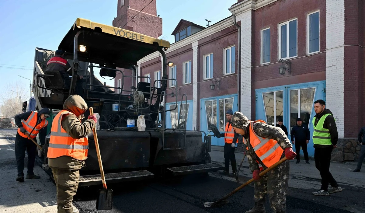 Семей қаласында 2026 жылы 100 көшеге асфальт төселеді