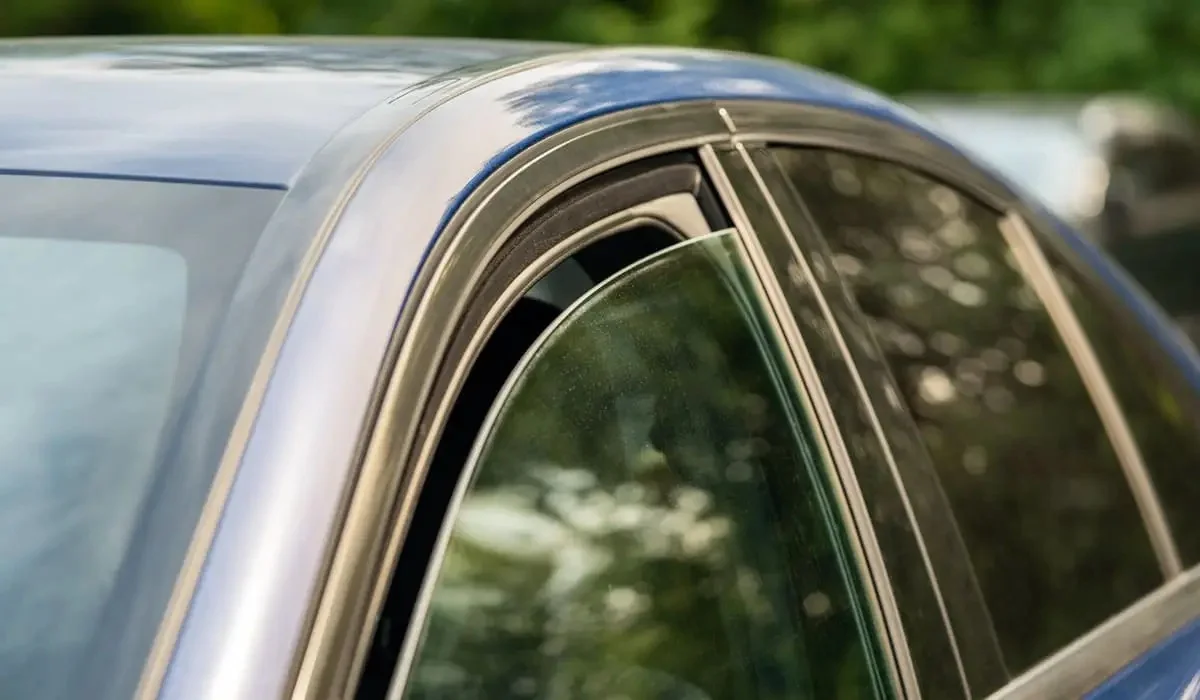 Автосалон қазақстандыққа «жаңа» деп ескі көлік сатып жіберген