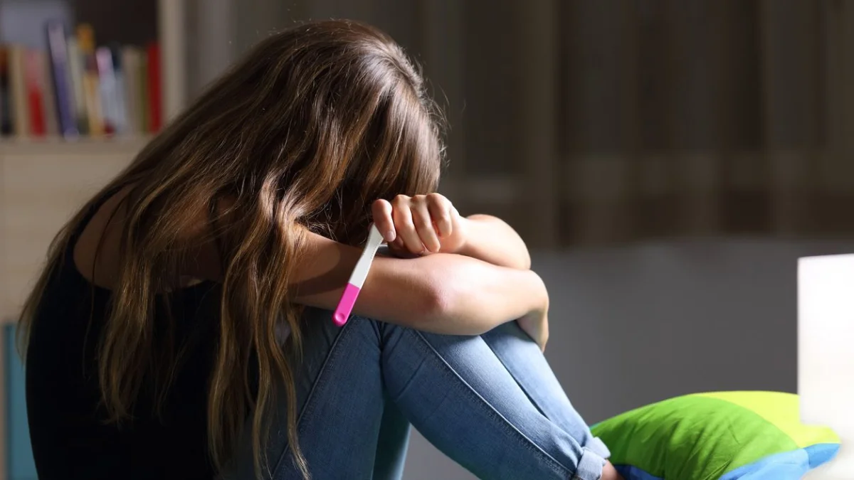 16 жастағы қыз баланы зорлап кеткен: Қызылорда облысында жасөспірім босанды