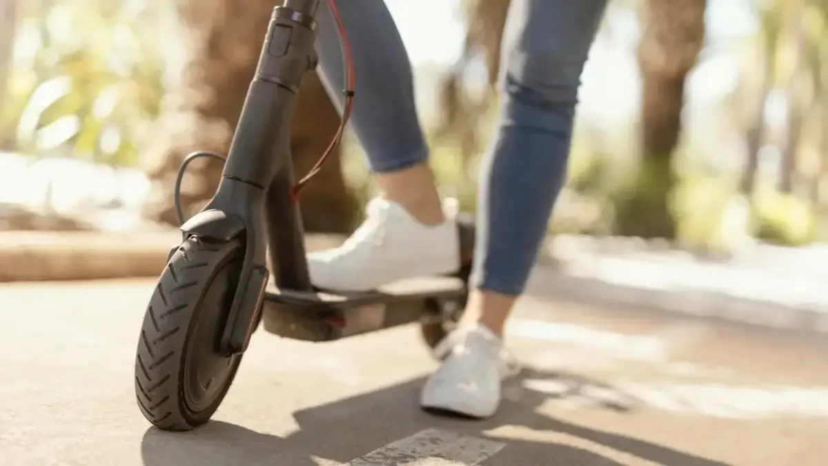 Астанада электрлі самокат мінетіндерге бақылау күшейді