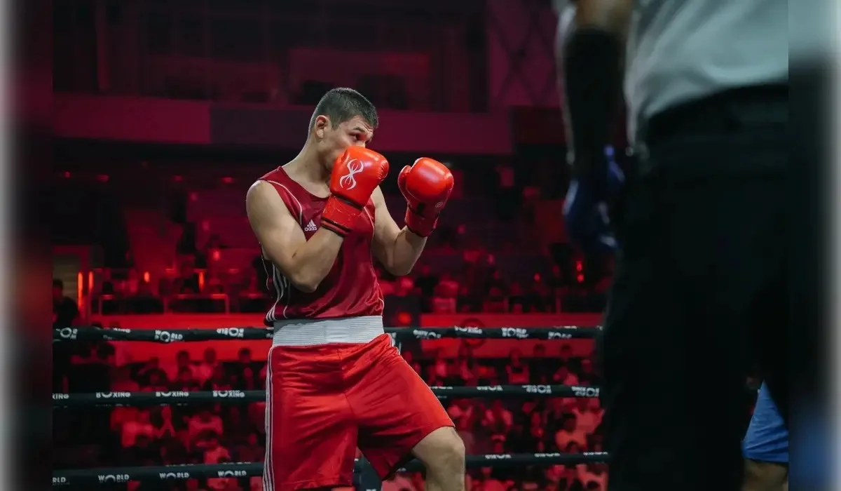 Бокс: Сағындық Тоғамбай Азия чемпионатының жартылай финалына өтті