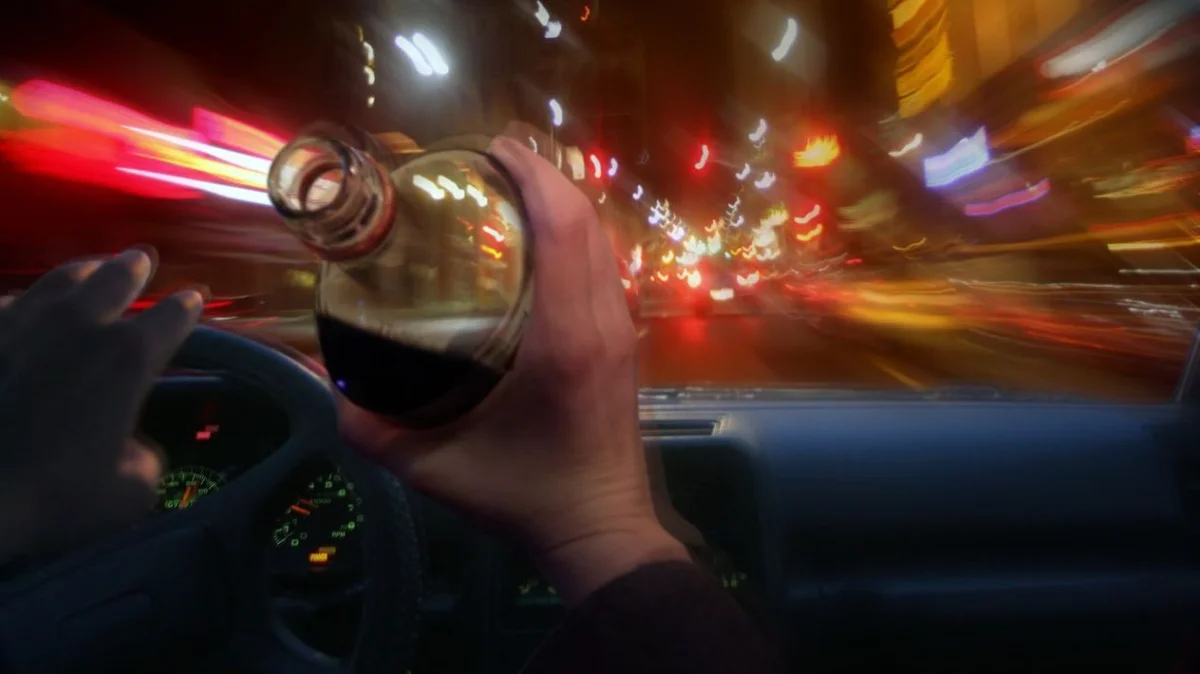 Ақтөбеде ер адам клиентінің көлігін басқа қалаға айдап кетіп, мас күйінде апатқа ұшыраған