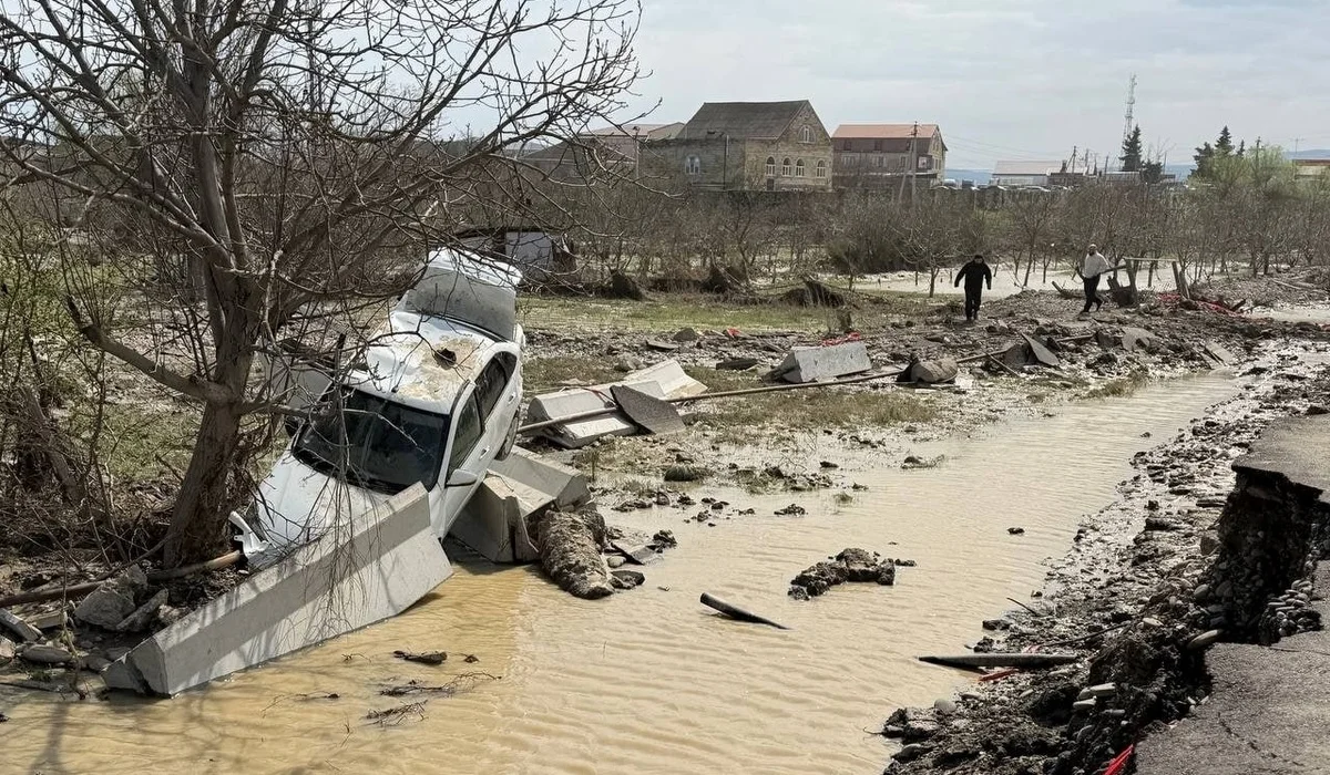 Дағыстанда жүкті әйел мен бала суға ағып кетті