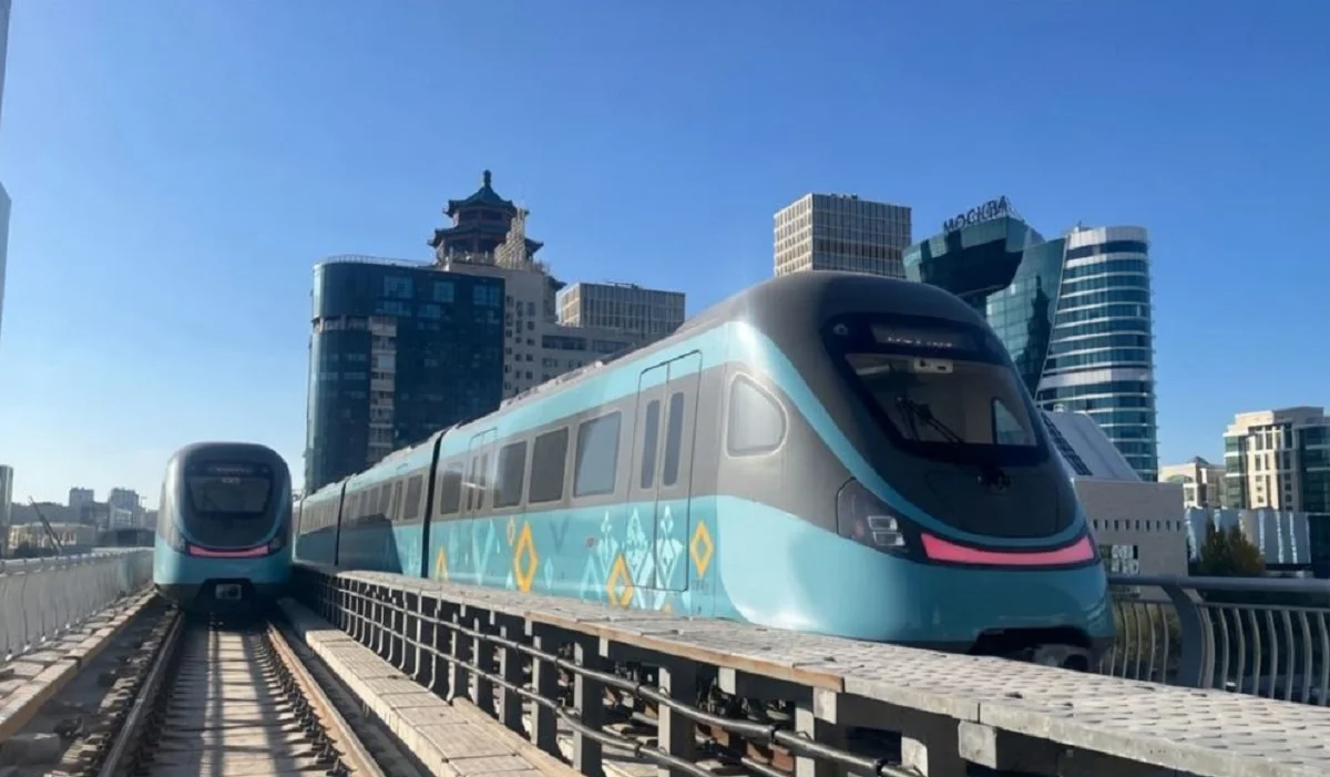 Астанада LRT-ның 19 пойызы жүргізіліп, сынақтан өтті