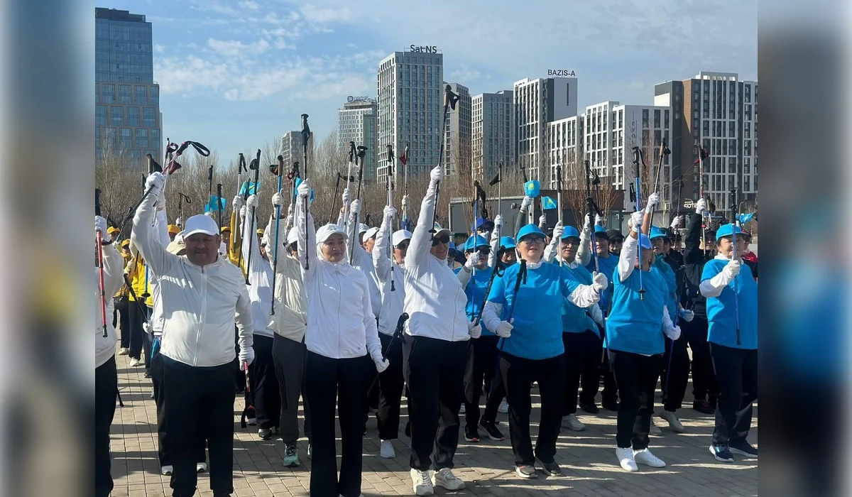 Елордада 200 зейнеткер сауықтыру флешмобын өткізді