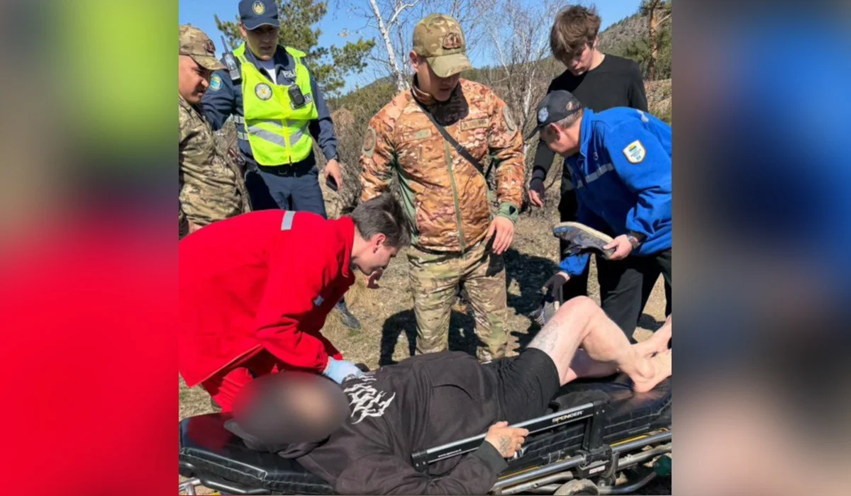 Бурабай көлінің еріп жатқанын елемеген балықшы суға кете жаздады – оның өмірін екі бала аман алып қалған (ВИДЕО)