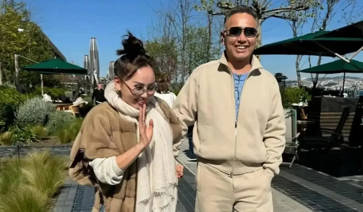 Баян Алагөзова күйеуінің «миллиардер биін» қайталаған адамға жарты миллион береді (ВИДЕО)