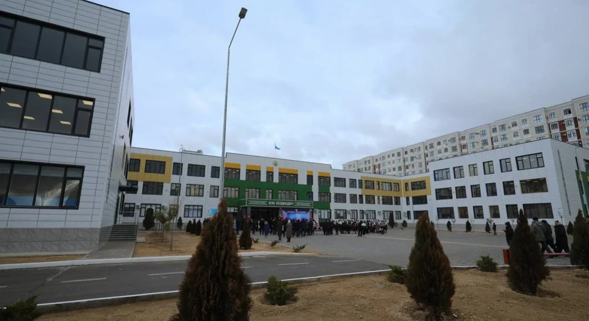 «Келешек мектептері» жобасы: Қазақстанда аясында жүздеген заманауи білім ордасы салынды