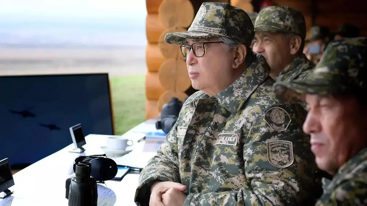 Тоқаев «Батыс» өңірлік әскерлерінің қолбасшысын тағайындады