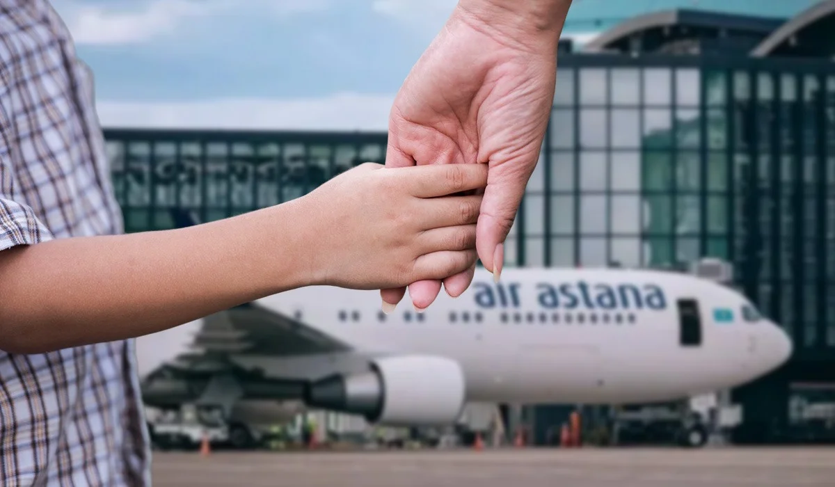 «Жеті жасар балам ұшақ ішінде құсып, құжатын жоғалтып келді»: Air Astana ақысы төленген қызметке немқұрайлы қараған