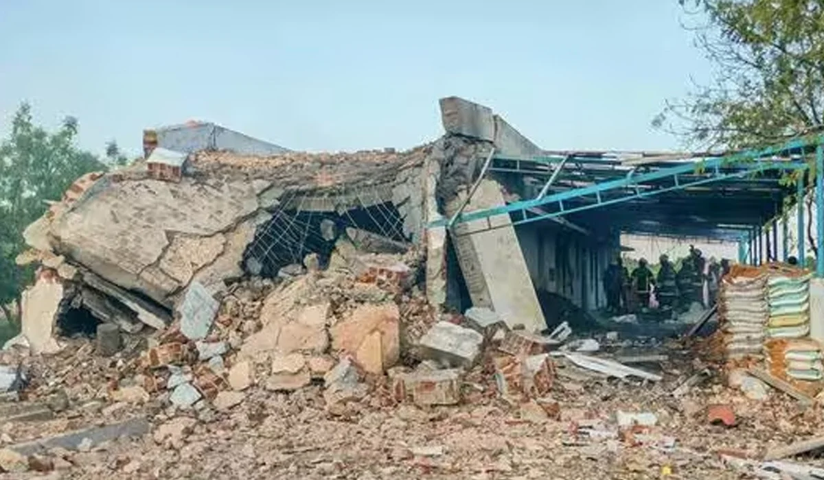 Үндістанда отшашу зауытындағы жойқын жарылыстан 23 адам қаза тапты