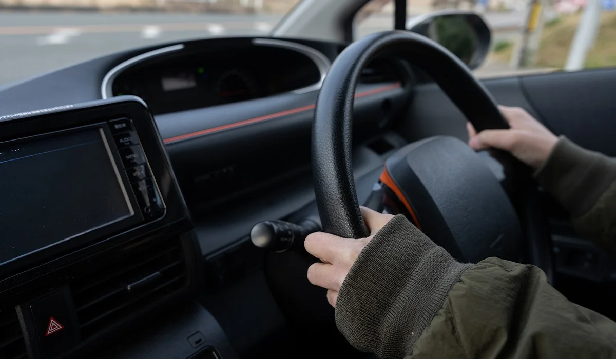 Полиция бұрын рөлі оң жақта болған көлік иелеріне қатысты жаңа тыйым әзірлеп жатыр