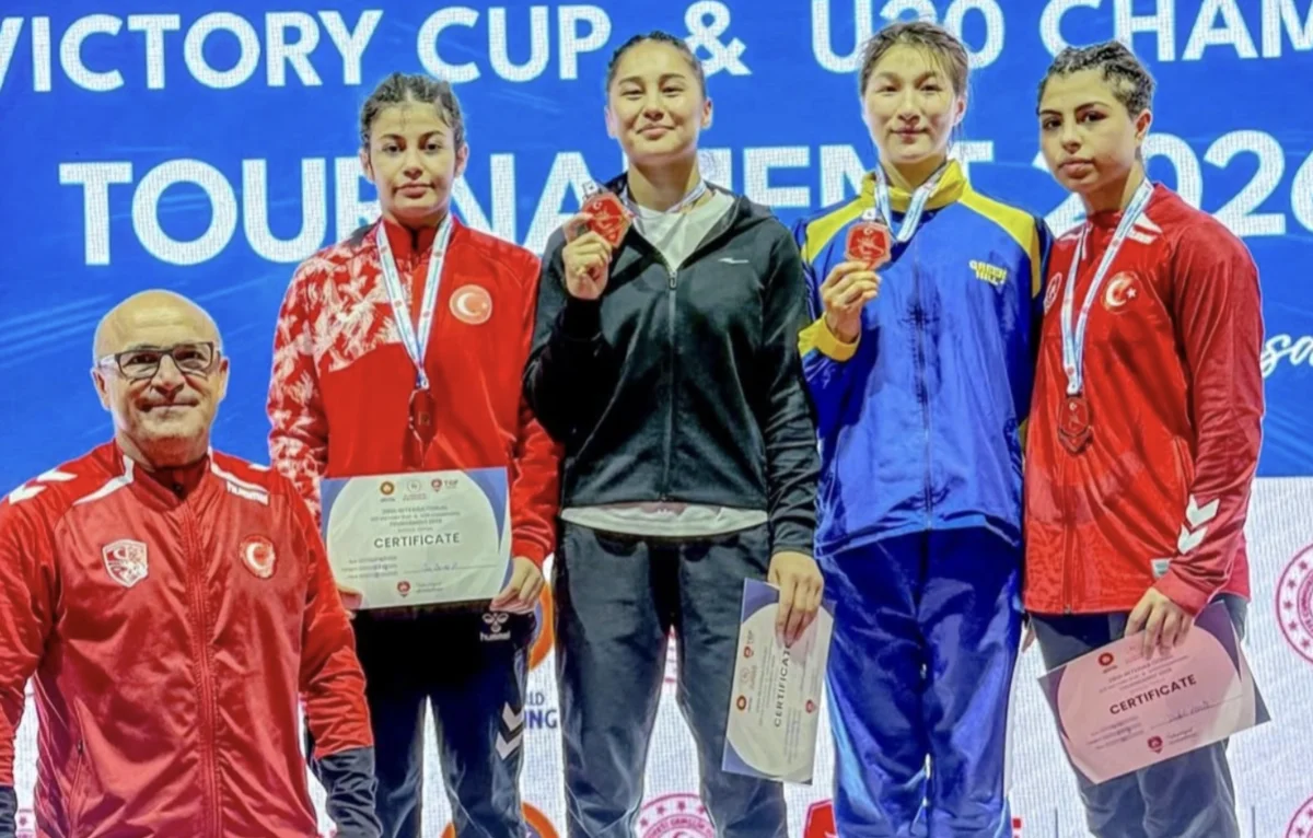 Анталияда қазақ балуандары 12 алтын жеңіп алды