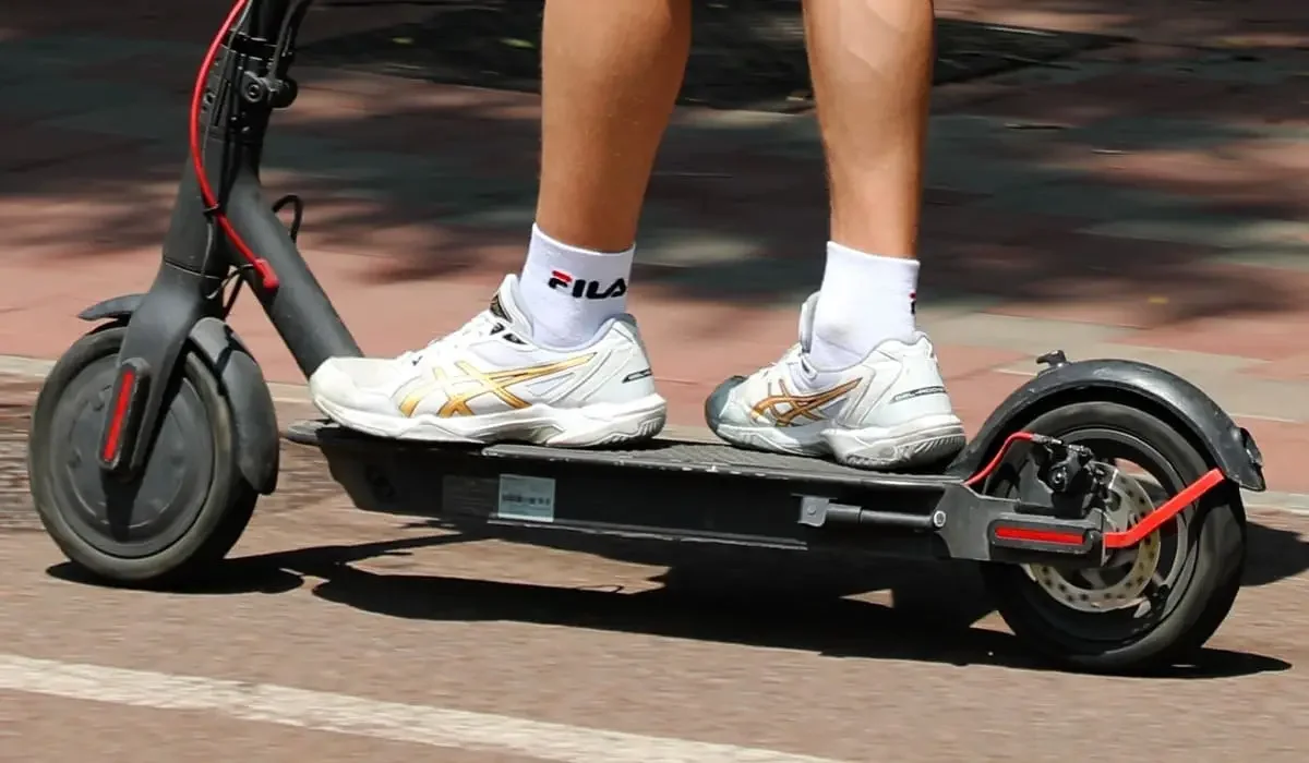 Самокат тәртібі қатаңдады: Астанада жүздеген адам жазаланды