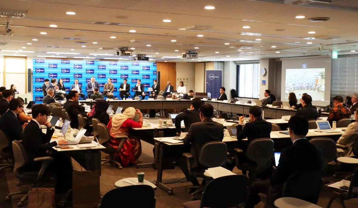 «Дауларды сотқа дейін реттеу»: Қазақстан инвестордың құқығын қорғаудағы тәжірибесін Токиода таныстырды