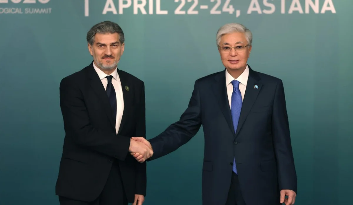 Тоқаев Грузия президентімен кездесті