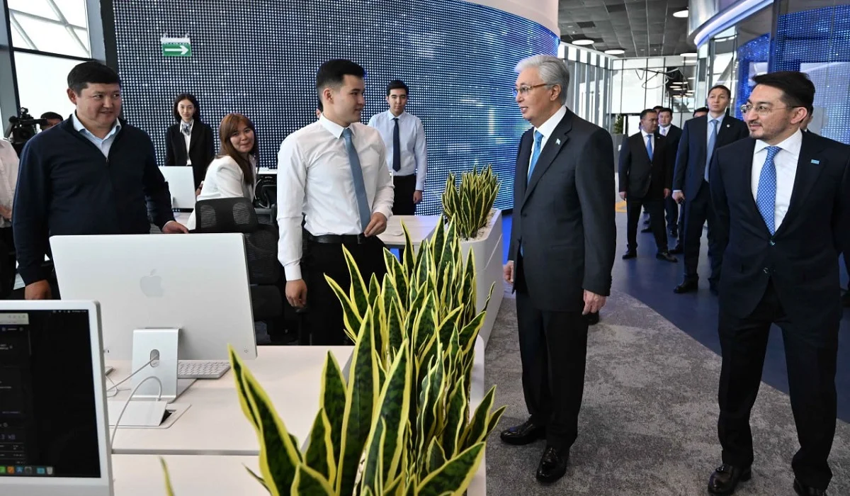 Президент 14 өңірдегі Tomorrow School мектептерінің желісін ашты