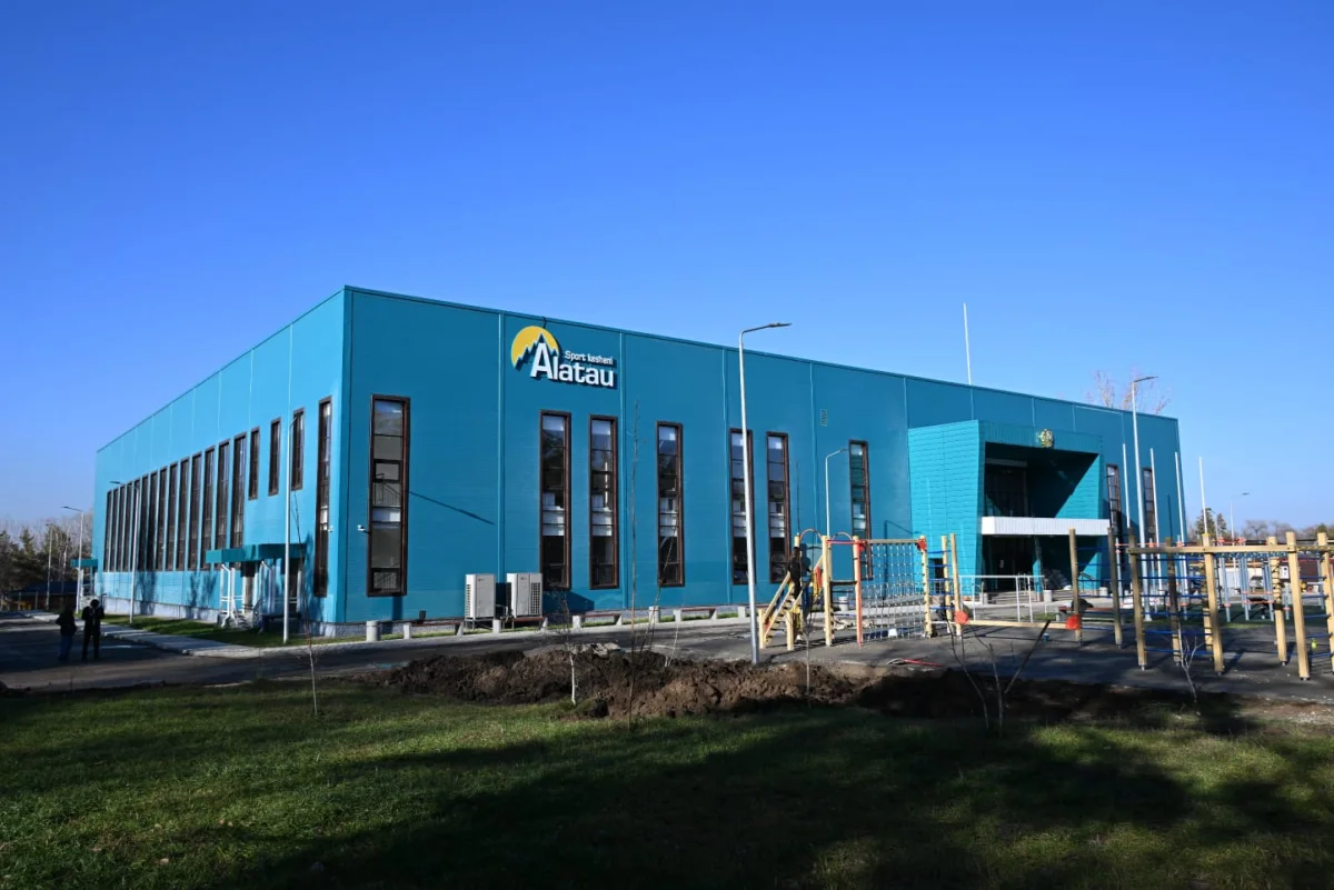 Жаңа мектептен – жол құрылысына дейін: «AMANAT» сайлауалды бағдарламасы аясында Алматыда қандай өзгерістер болды