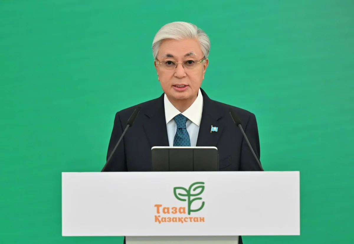 Балалар мен ересектер жиі зардап шегуде – Президент қаңғыбас иттер мәселесіне қатысты пікір білдірді